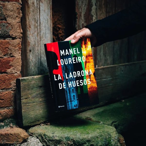 LA LADRONA DE HUESOS