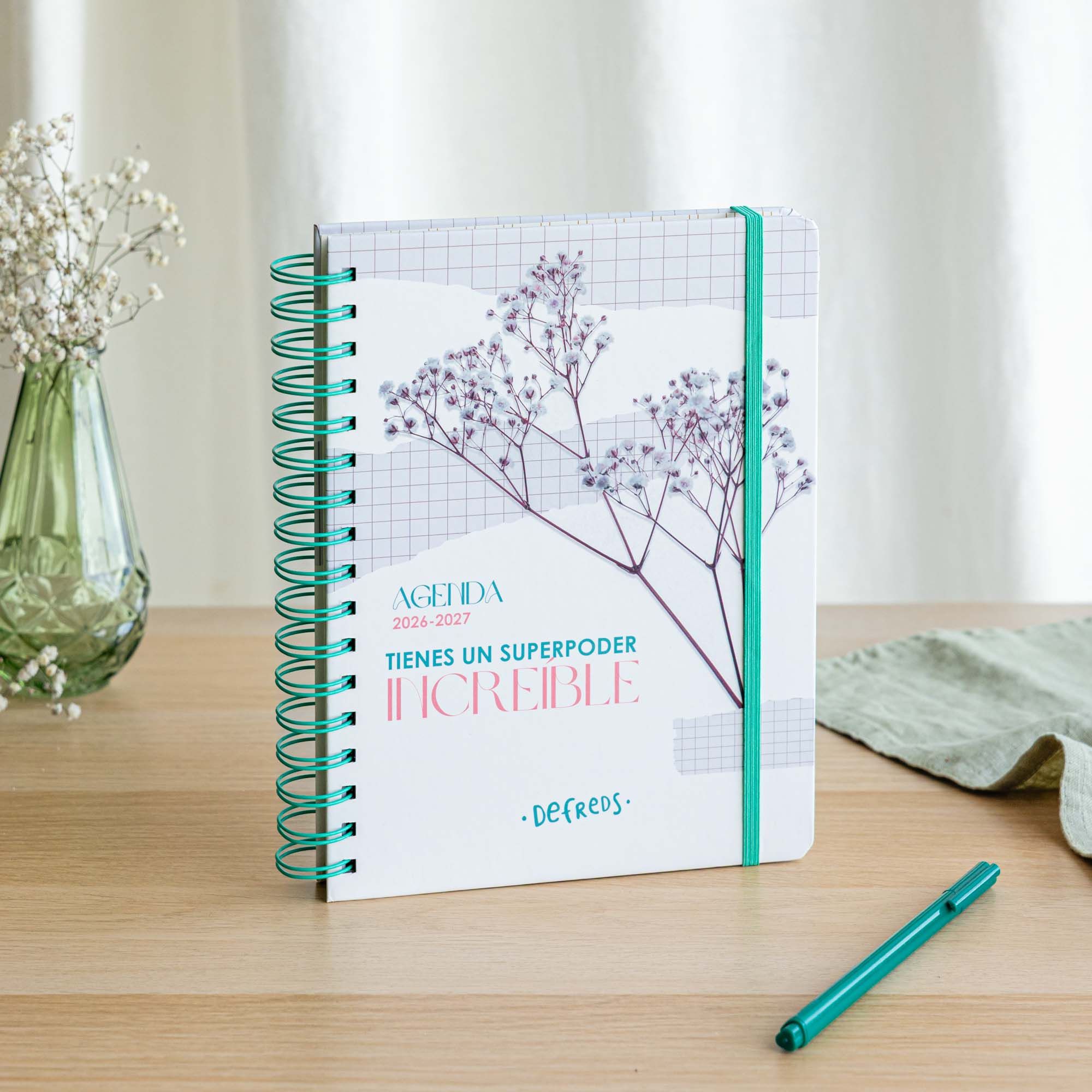 AGENDA ESCOLAR SEMANAL 2026-2027 DEFREDS